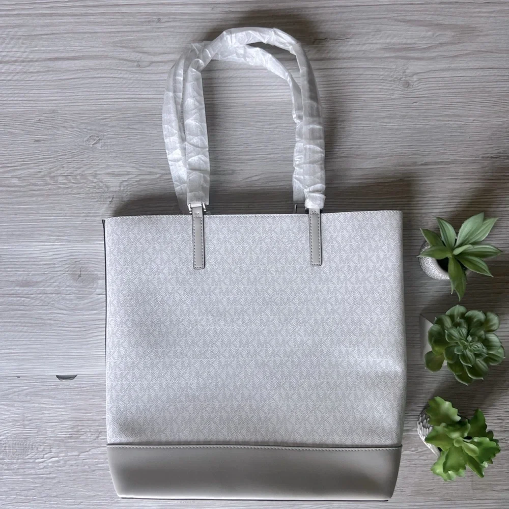 MICHAEL KORS kelli large two-tone logo tote bag NWT